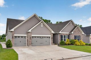 544 Miralago Shore Drive, St Peters, MO 63376