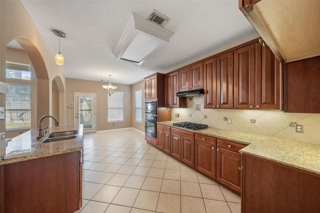8406 Oak Villa Court, Spring, TX 77389