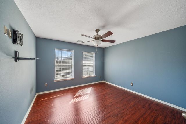 8406 Oak Villa Court, Spring, TX 77389