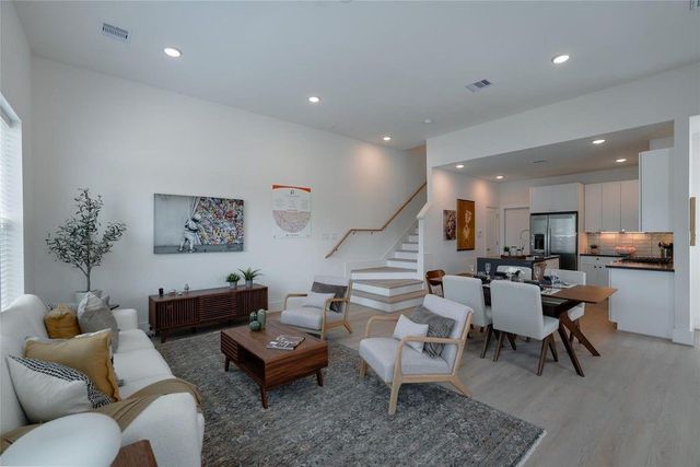 862 Paul Quinn Street C, Houston, TX 77091