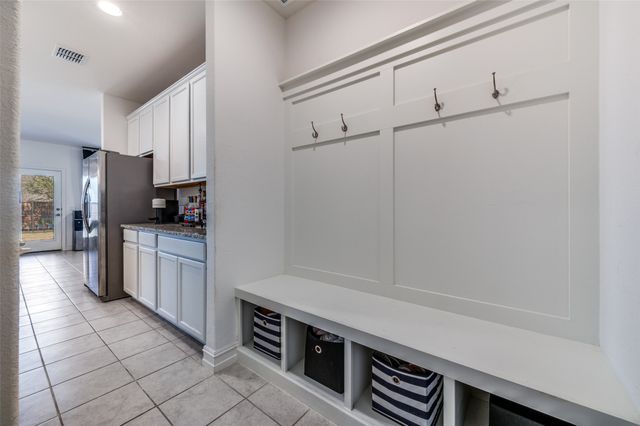 1609 Quentin Drive, Aubrey, TX 76227