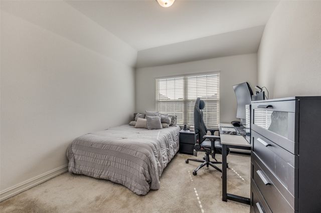 1609 Quentin Drive, Aubrey, TX 76227