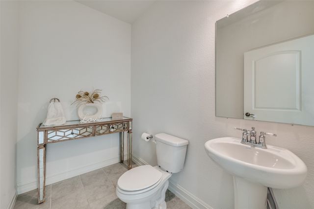 1609 Quentin Drive, Aubrey, TX 76227