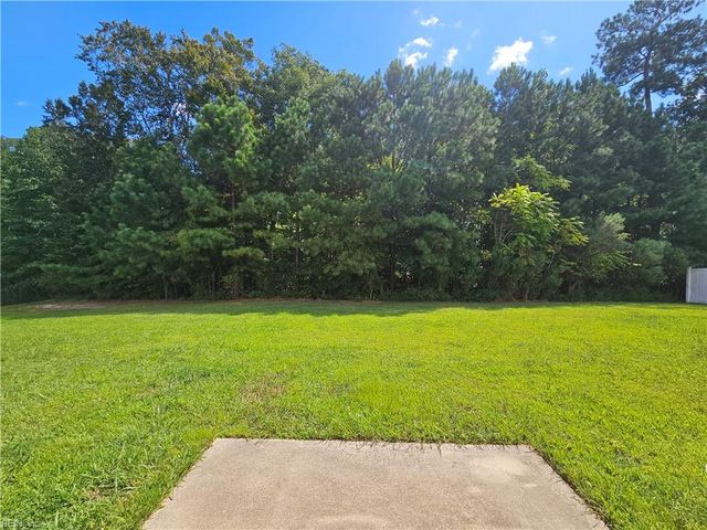 2036 Sweetwood DR, Suffolk, VA 23434