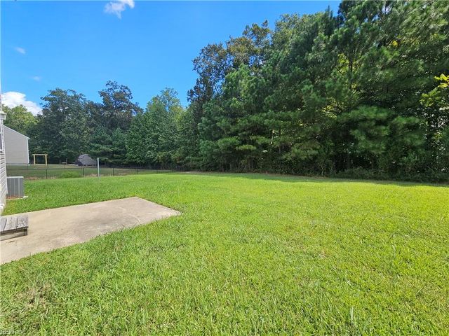 2036 Sweetwood DR, Suffolk, VA 23434