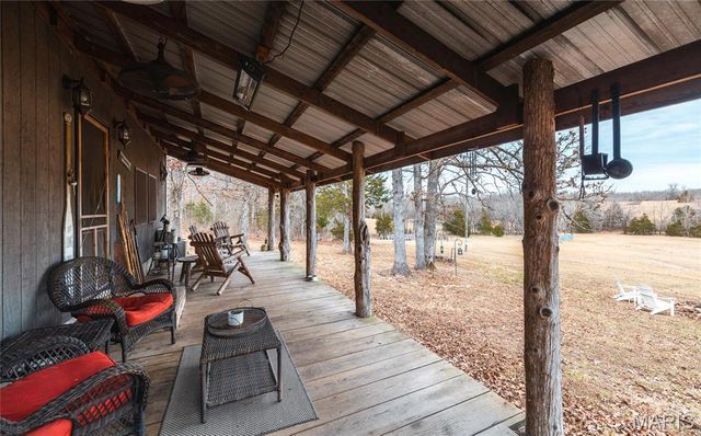 31 Sunset Lane, Steelville, MO 65565