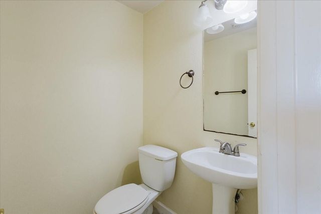 5702 Roehampton Court, Houston, TX 77084