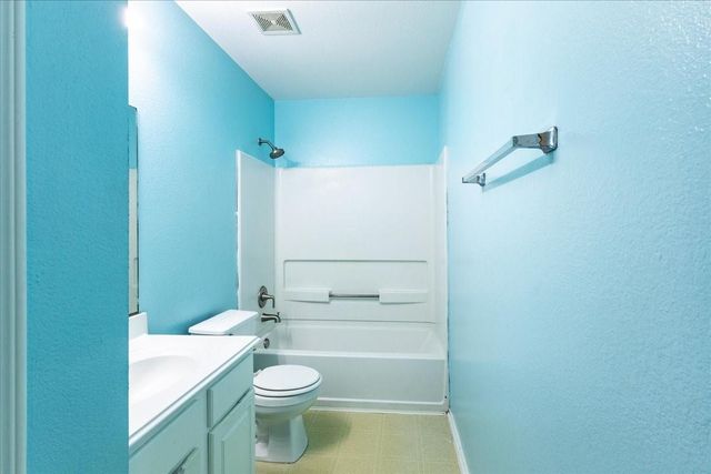 5702 Roehampton Court, Houston, TX 77084