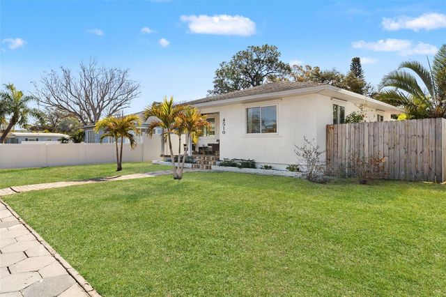 4510 BURLINGTON AVENUE N, St Petersburg, FL 33713