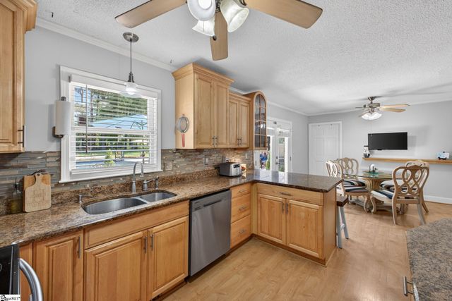 1452 Old Gunter Road, Piedmont, SC 29673