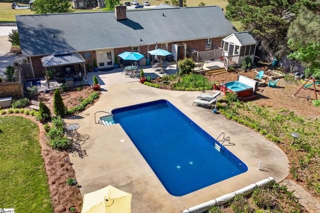 1452 Old Gunter Road, Piedmont, SC 29673