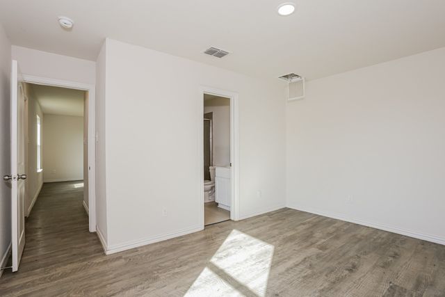 2029 Clay Street, Mabank, TX 75147