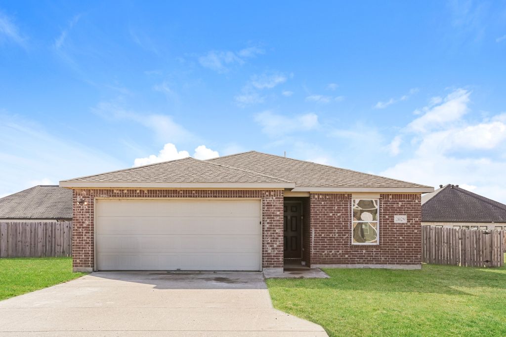 2029 Clay Street, Mabank, TX 75147