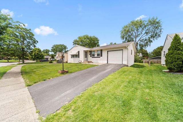 1402 Cardwell Square N, Columbus, OH 43229