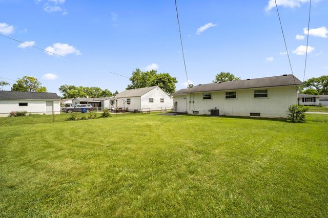 1402 Cardwell Square N, Columbus, OH 43229