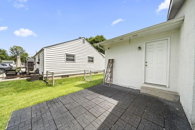 1402 Cardwell Square N, Columbus, OH 43229