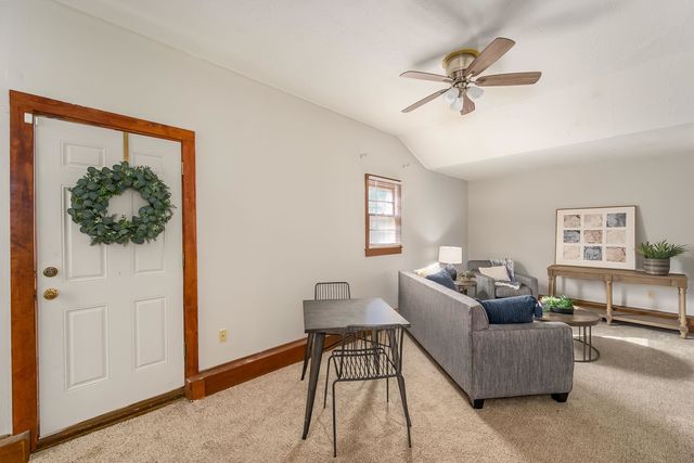 1339 N El Paso Dr, Derby, KS 67037