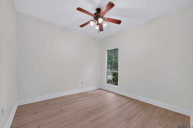 13088 Dutchtown Lakes Dr, Geismar, LA 70734