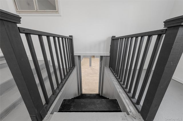 188 W End Avenue, Shirley, NY 11967