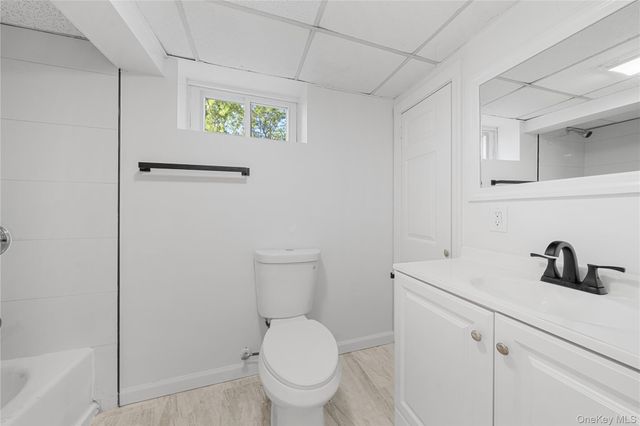 188 W End Avenue, Shirley, NY 11967