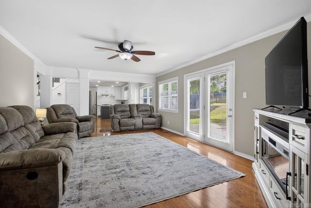 1016 Jameson Ave, Benton, AR 72015