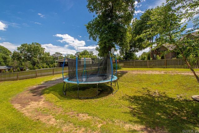 1016 Jameson Ave, Benton, AR 72015