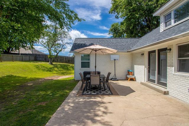1016 Jameson Ave, Benton, AR 72015