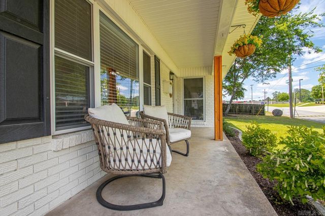 1016 Jameson Ave, Benton, AR 72015