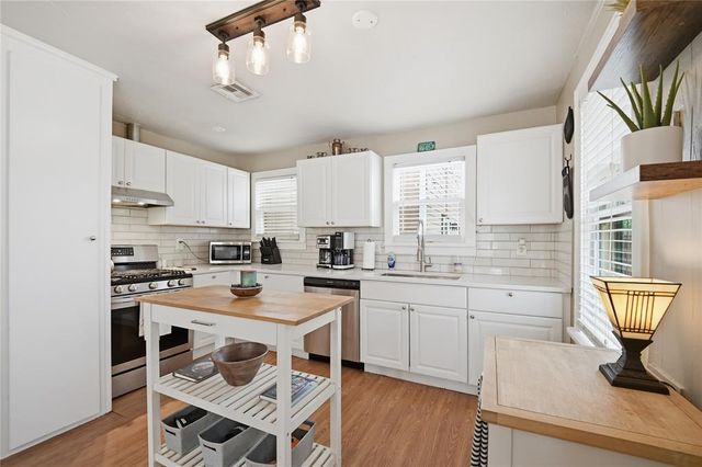 1237 NW 48th Street, Oklahoma City, OK 73118