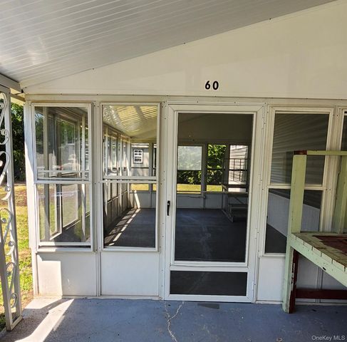 60 Valley Forge, Bohemia, NY 11716