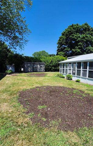 60 Valley Forge, Bohemia, NY 11716