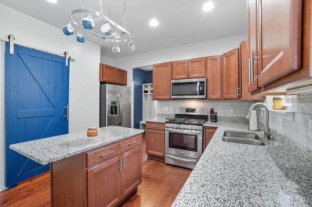 1910 Chase Avenue, Cincinnati, OH 45223