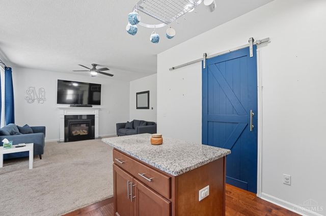 1910 Chase Avenue, Cincinnati, OH 45223