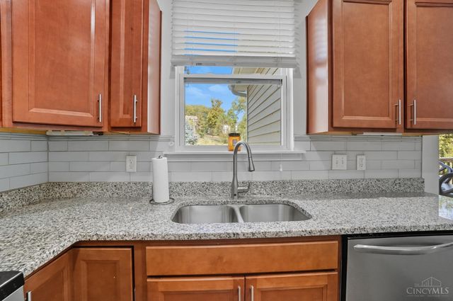 1910 Chase Avenue, Cincinnati, OH 45223