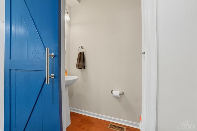 1910 Chase Avenue, Cincinnati, OH 45223