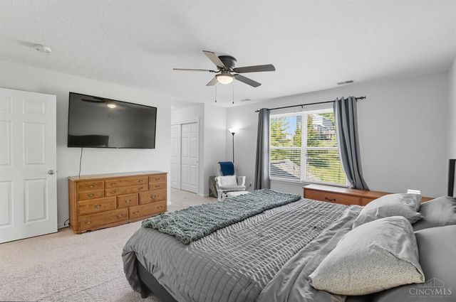 1910 Chase Avenue, Cincinnati, OH 45223