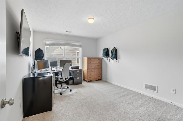 1910 Chase Avenue, Cincinnati, OH 45223