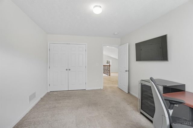 1910 Chase Avenue, Cincinnati, OH 45223