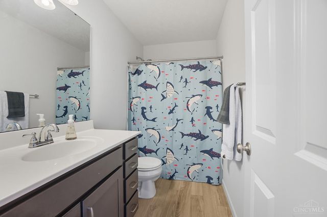 1910 Chase Avenue, Cincinnati, OH 45223