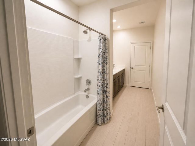 889 W Calle Moa, Sahuarita, AZ 85629