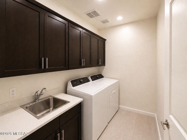 889 W Calle Moa, Sahuarita, AZ 85629