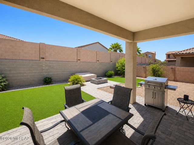 889 W Calle Moa, Sahuarita, AZ 85629