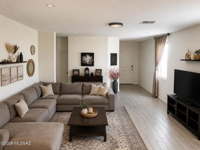 889 W Calle Moa, Sahuarita, AZ 85629
