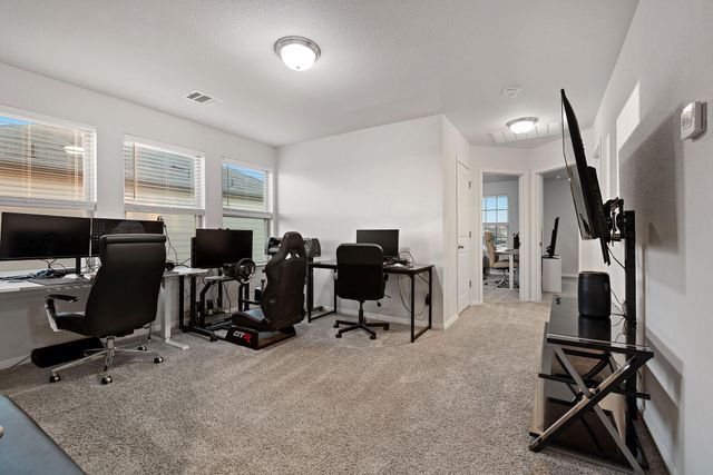 5801 Pleasanton PKWY, Pflugerville, TX 78660