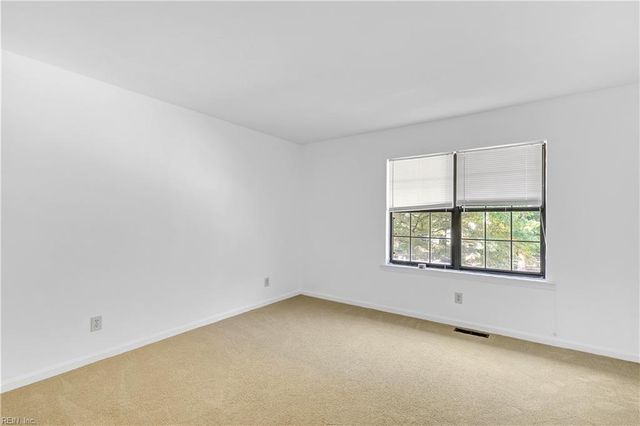 5641 Parish Ln Apt C, Portsmouth, VA 23703