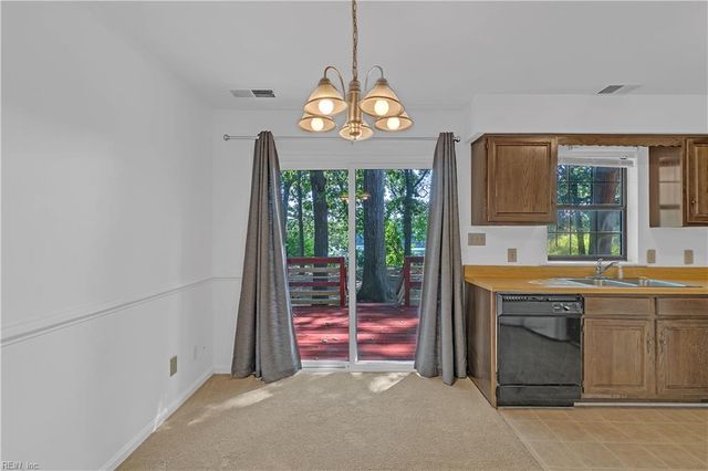 5641 Parish Ln Apt C, Portsmouth, VA 23703