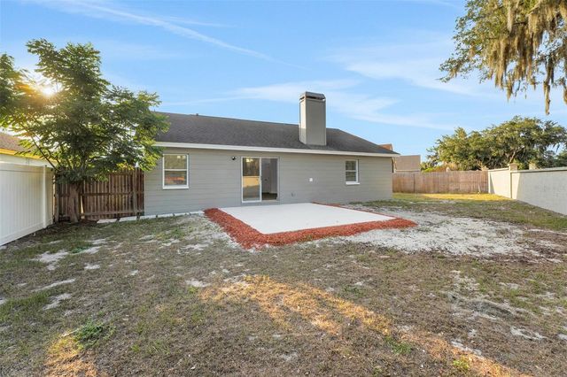 3311 QUEENS COVE LOOP, Winter Haven, FL 33880