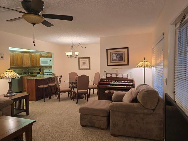 317 Pine Ridge Circle, Greenacres, FL 33463