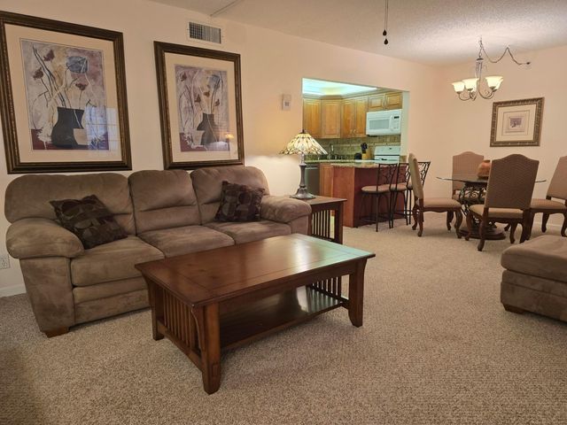 317 Pine Ridge Circle, Greenacres, FL 33463