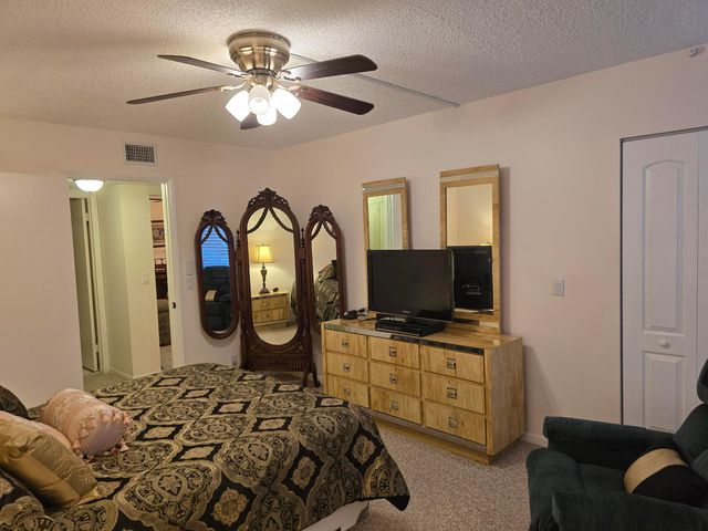 317 Pine Ridge Circle, Greenacres, FL 33463
